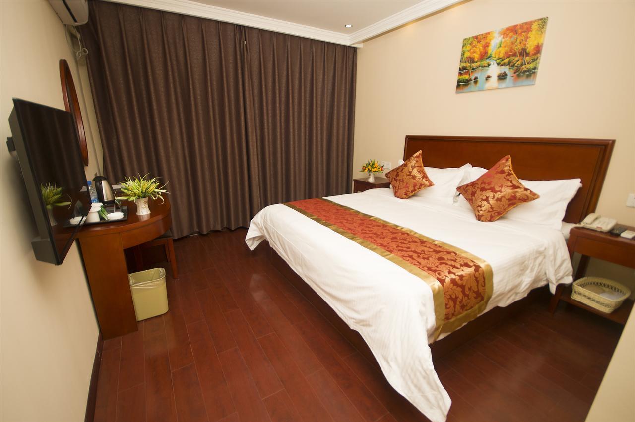 Greentree Inn Henan Qinyang Middle Huaifu Road Express Hotel Εξωτερικό φωτογραφία