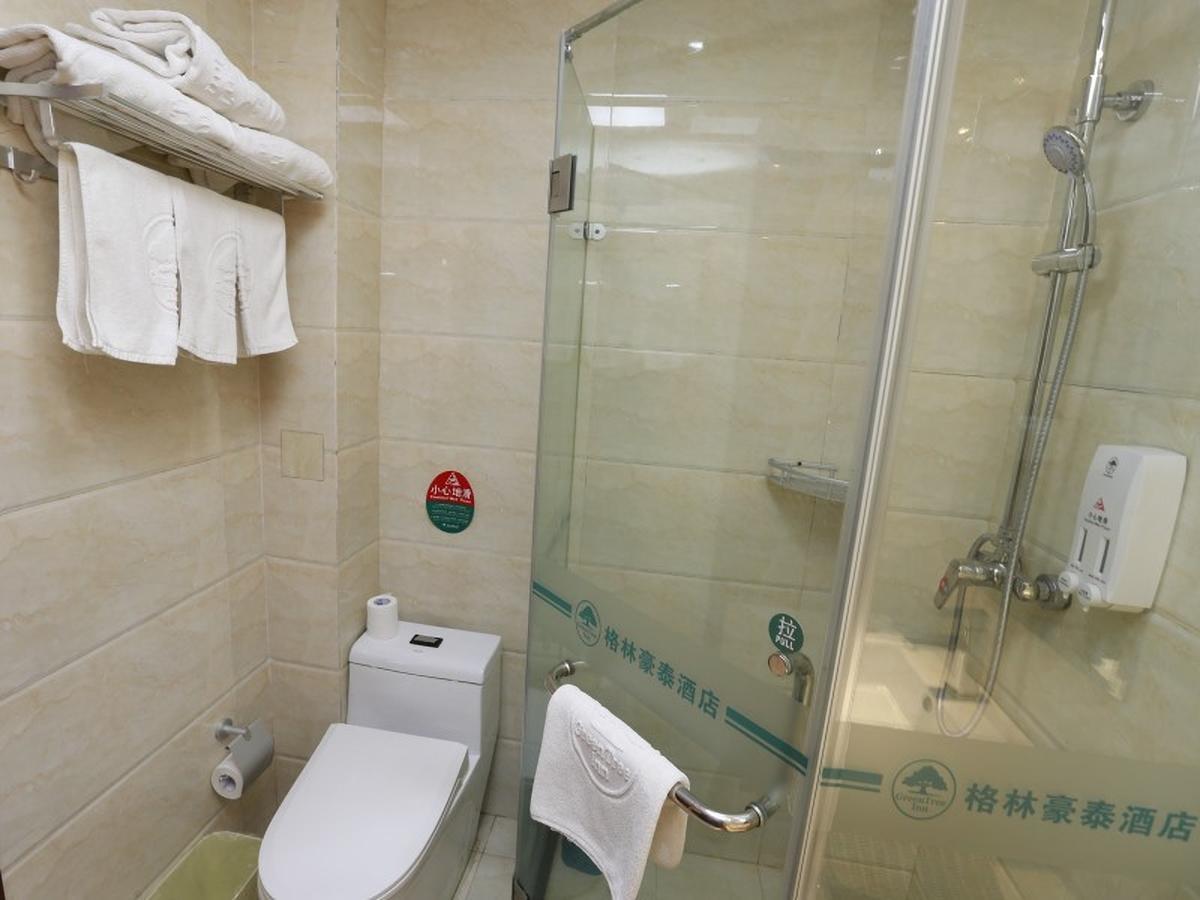 Greentree Inn Henan Qinyang Middle Huaifu Road Express Hotel Εξωτερικό φωτογραφία